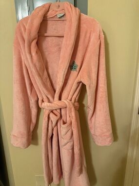 Alpha Kappa Alpha Plush Pink Shawl Collar Robe with pearls and crest